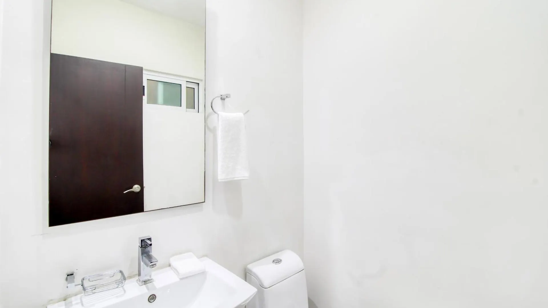 The Restful Elephant @ Sabbia D409 Playa del Carmen Holiday home